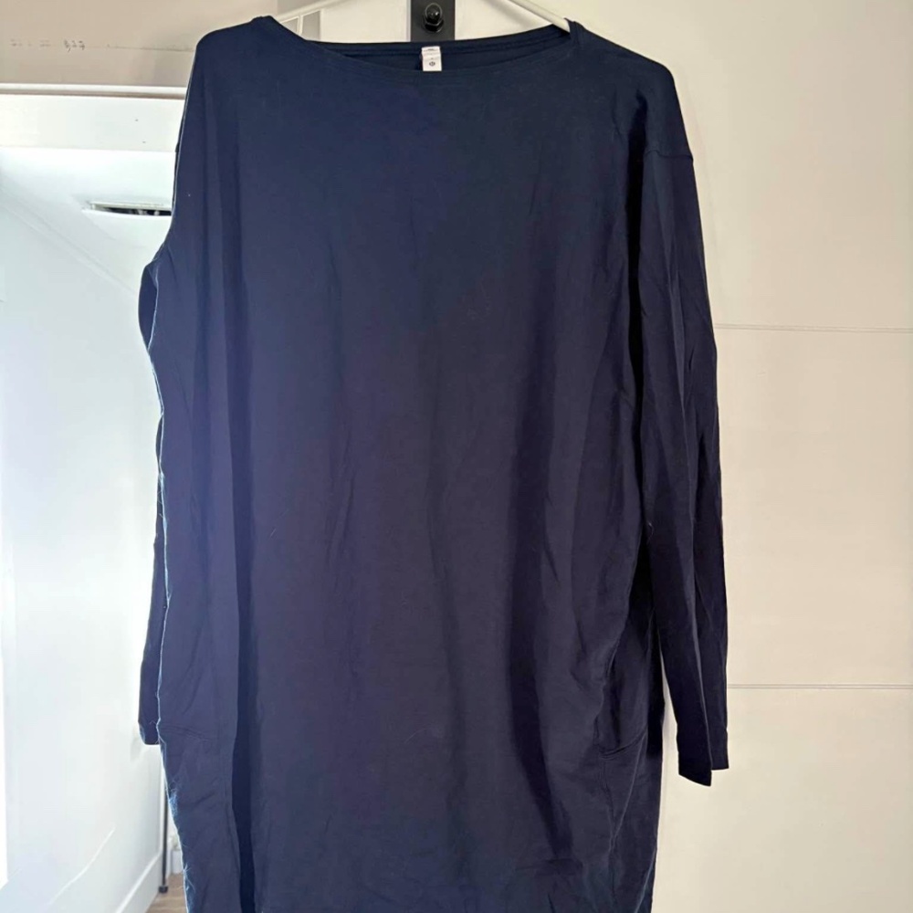 Back in action dress lululemon